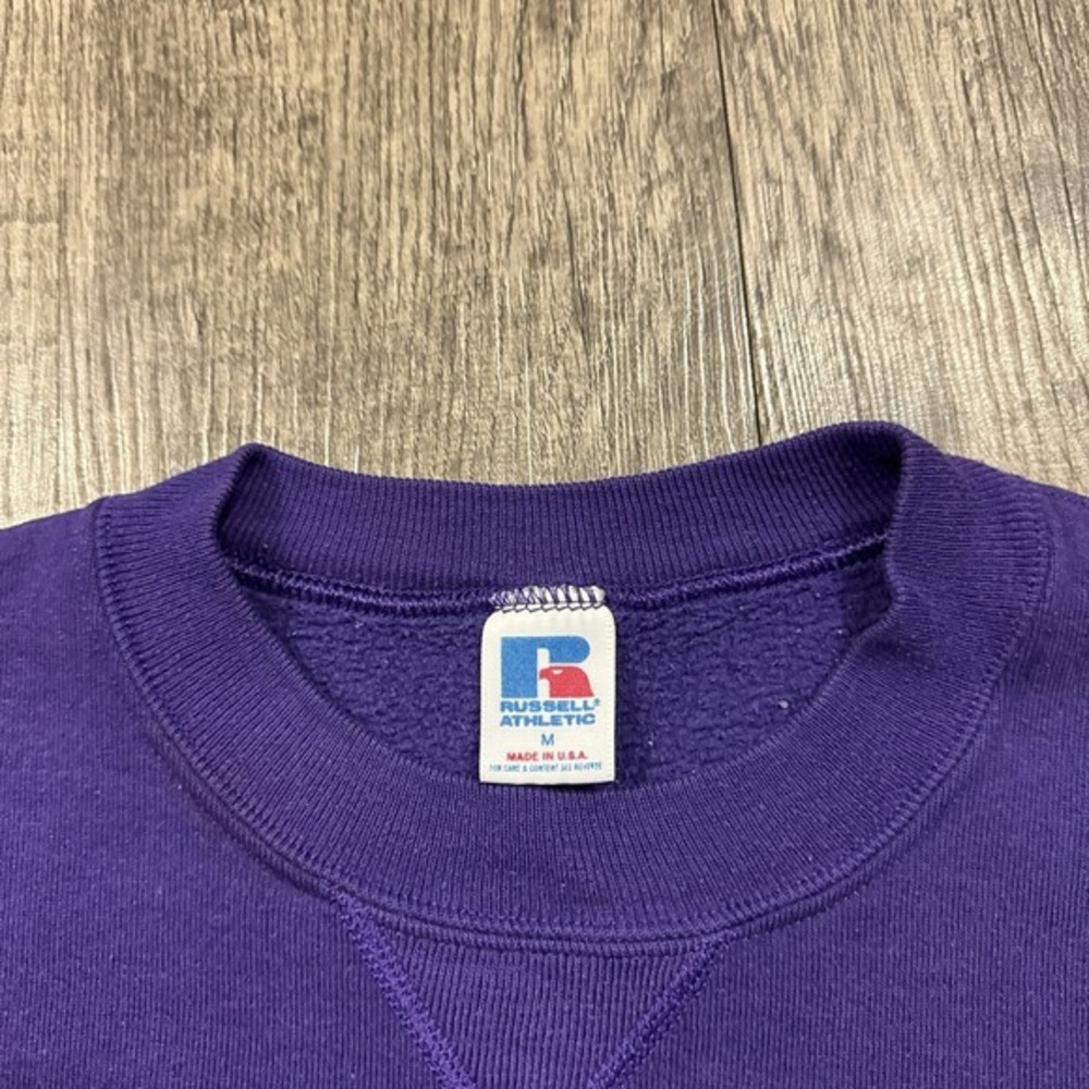 Vintage 80s Russell Athletic Sun Faded Purple‎ Crewneck Sweatshirt USA Medium - Picture 4 of 6